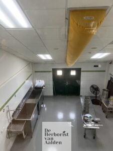 The Cutting room, waar de Aloe gesneden wordt. De Herborist van Aalden