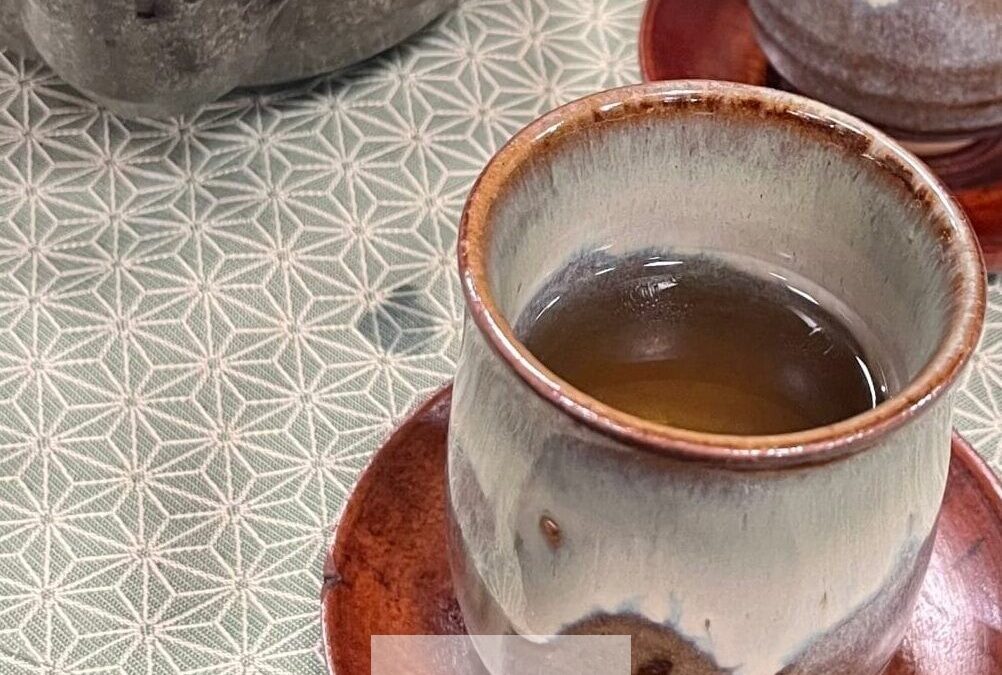 Op wandelreis in Japan: een helende ontmoeting, Japanse kruidenthee met recept
